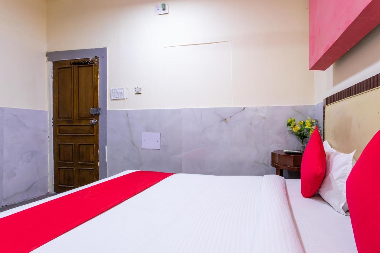 אויאיין Oyo 24196 Hotel Shreenath Palace מראה חיצוני תמונה