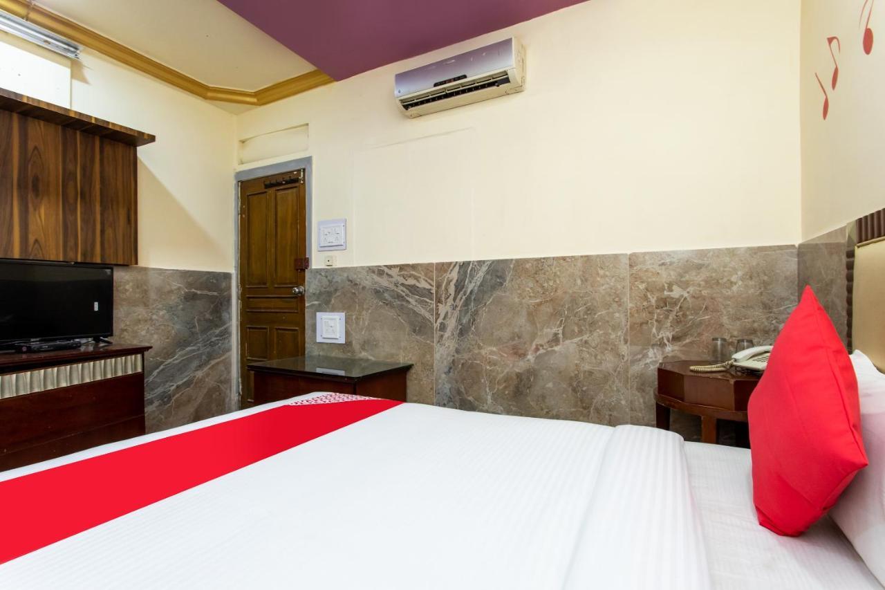אויאיין Oyo 24196 Hotel Shreenath Palace מראה חיצוני תמונה